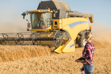 Combine harvester