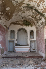 Fototapeta na wymiar Capela, mosteiro, igreja ao abandono