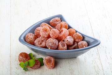 Dry kumquat