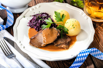 Bayerische Schweinebraten (oktoberfest)