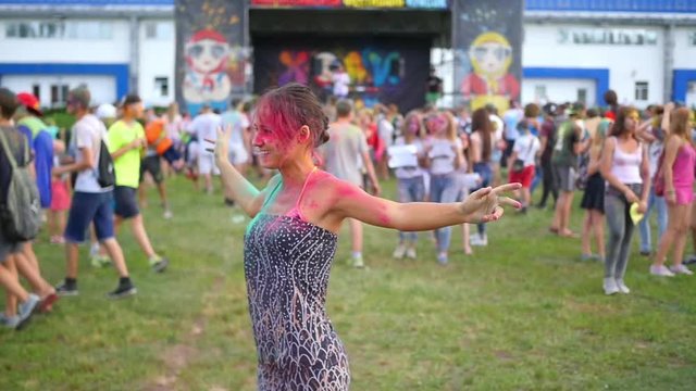 free festival of colors