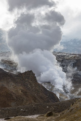 Fototapeta na wymiar Mutnowsky Vulkan - Kamtschatka - Sibirien - Russland