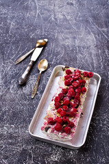 Ice cream with raspberries