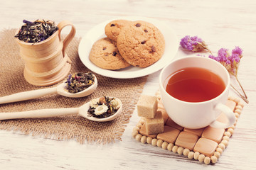 Herbal tea and cookies