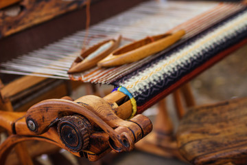 Weaving Loom and thread of yarn