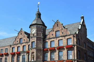 Fototapeta na wymiar altes Rathaus in Düsseldorf