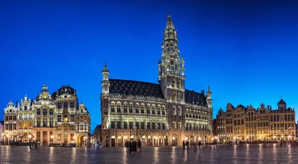 Wall murals Brussels The famous Grand Place in blue hour in Brussels, Belgium