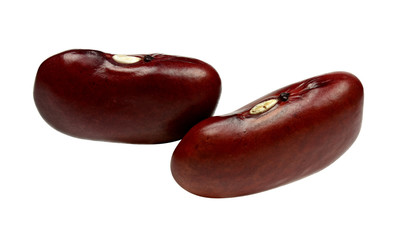red kidney bean isolated on white with clipping path