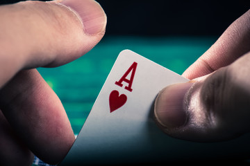 カジノ ポーカー