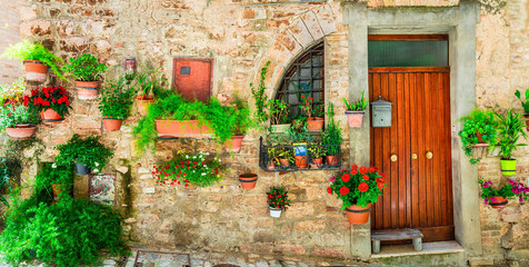 Fototapeta na wymiar Most beautiful villages of Italy series - Spello in Umbria 