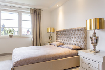 Fototapeta na wymiar Fancy bedroom for luxurious living