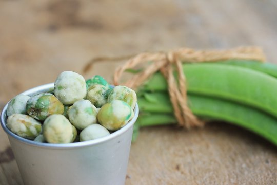 Green soybeans with coated