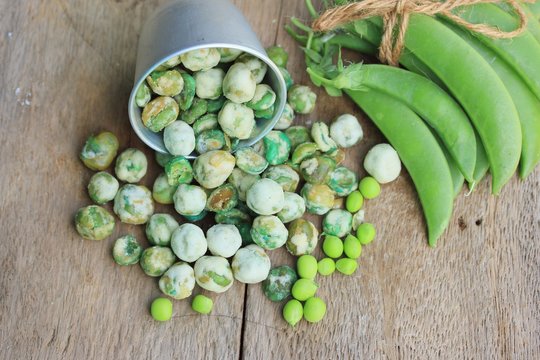 Green soybeans with coated