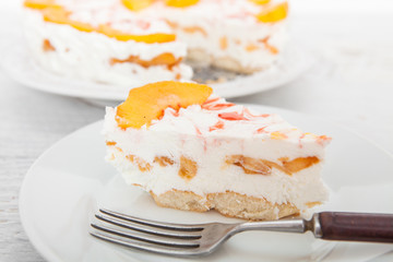Peach and yogurt cake