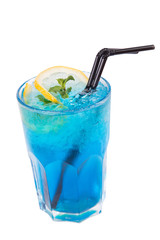 blue alcoholic cocktail