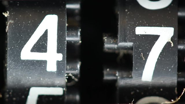 a cassette tape player number counter