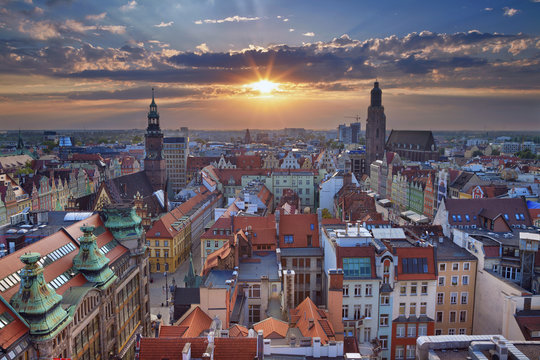 Fototapeta Wroclaw. Image of Wroclaw, Poland during summer sunset.