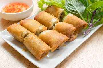 Spring rolls with chili sauce