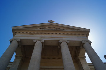Obraz premium église saint-martin, saint-rémy de provence