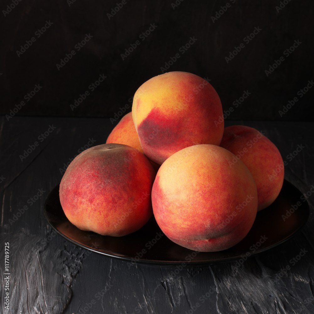 Canvas Prints Peaches on black