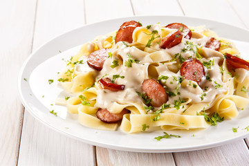 Pasta with sausages and vegetables 