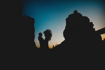 Naklejka premium Nice couple in twilight
