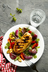 Grilled chicken with vegetable