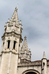 Fototapeta na wymiar Turm, Detail des Mosteiro dos Jerónimos in Lissabon