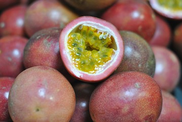 Purpurgranadilla (Passiflora edulis)