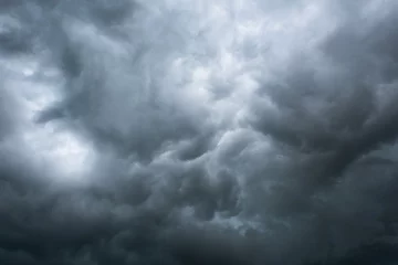 Photo sur Plexiglas Ciel Ciel sombre dramatique et nuages noirs