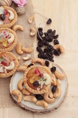 Mini almond nuts,fruit tart is delicious.