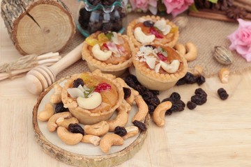 Mini almond nuts,fruit tart is delicious.