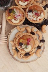 Mini almond nuts,fruit tart is delicious.