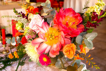 Obraz na płótnie Canvas Decorated table, vases of flowers. Close up. Wedding concept