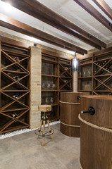 Obrazy na Plexi  Winiarnia w luksusowej willi