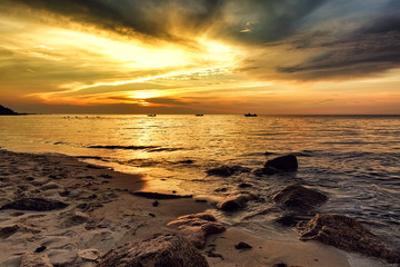 Fototapeta na wymiar Sunset at Breakwater Beach