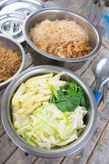 Boiled vegetable for Stir-fried Fresh rice-flour noodles in thic