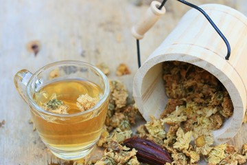 Chrysanthemum tea and dried