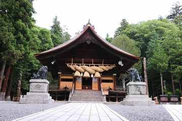 諏訪大社　下社秋宮　神楽殿