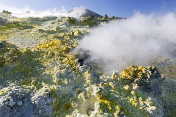 Crédence de cuisine en verre imprimé Volcan Etna crater gas emission