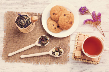 Herbal tea and cookies