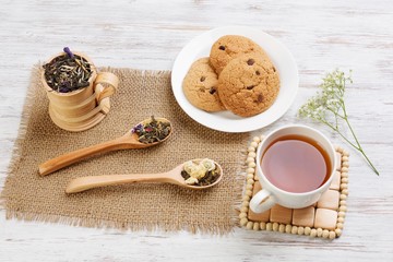 Herbal tea and cookies