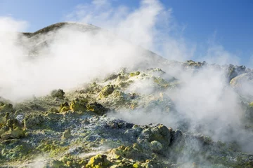 Zelfklevend Fotobehang Vulkaan The sulfur grades brink of Etna craters