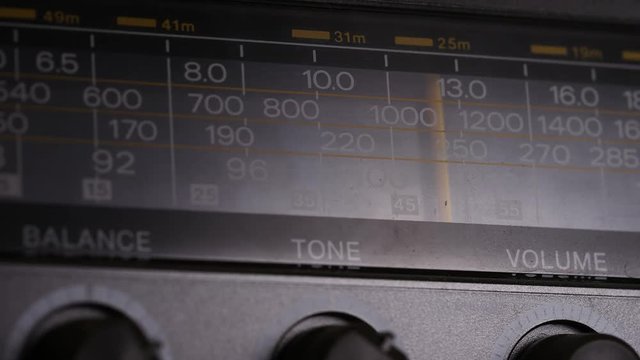 4K Radio signal being tuned in on vintage stereo 