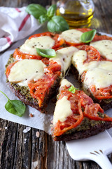 Eating gluten free: pizza on a black rice