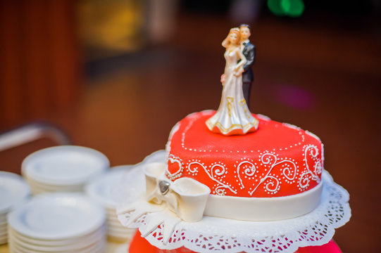 Red Wedding Cake