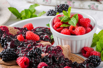 Cocoa pancakes with forest fruit