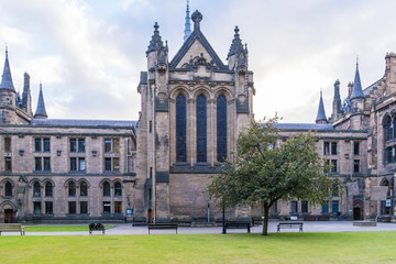 Fototapeta na wymiar The University of Glasgow Cloisters 