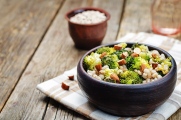 broccoli almonds barley porridge