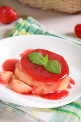 Panna cotta with strawberries sauce